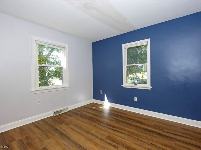 101 E Burwell Avenue, Loudonville, OH 44842 Photo 9