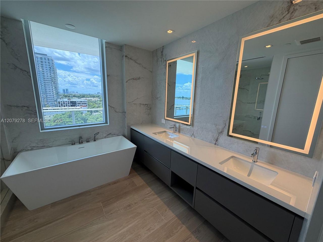 4714 N Flager, Unit 903, West Palm Beach, FL 33407 Photo