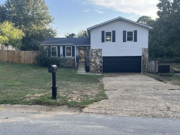 5503 Holly Springs Boulevard , Little Rock, AR 72206