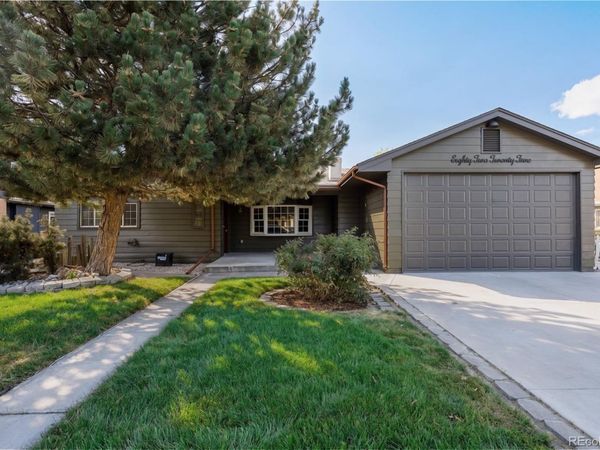 8225 W 19th Avenue, Lakewood, CO 80214