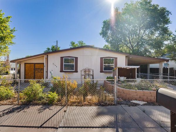 2144 Hellbeck Dr, Pueblo, CO 81004