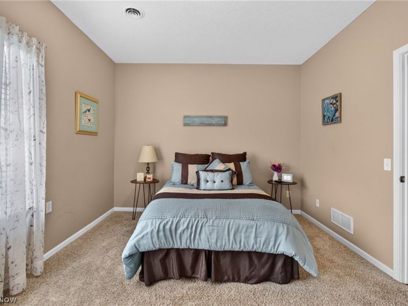 1321 Cascade Circle NW, Canton, OH 44708 Photo 17