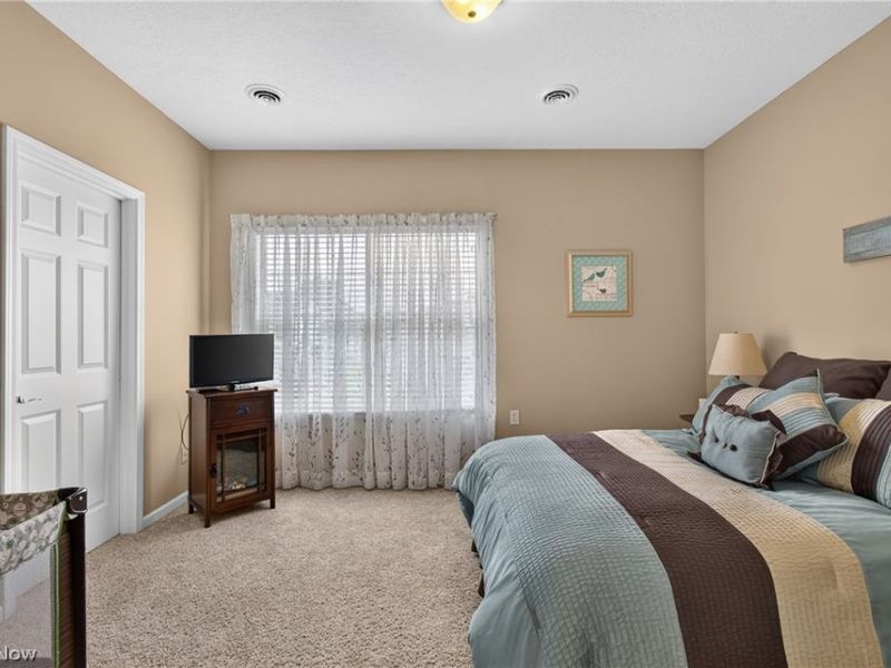 1321 Cascade Circle NW, Canton, OH 44708 Photo 18