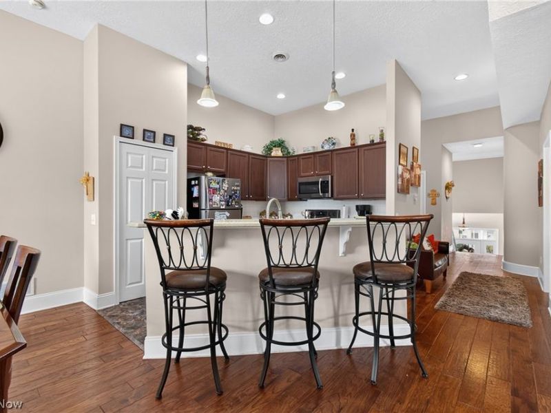 1321 Cascade Circle NW, Canton, OH 44708 Photo 5