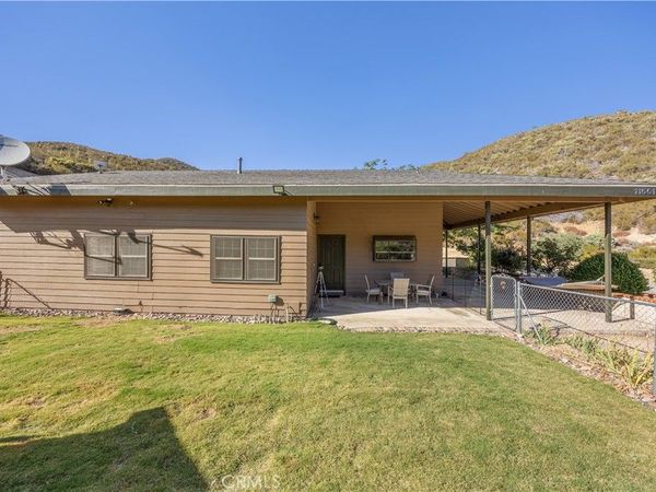 11551 Lonesone Valley Road, Leona Valley, CA 93551