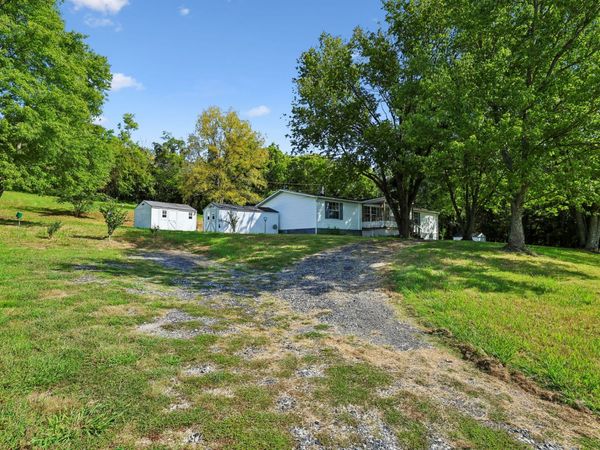 54 Bailey Rd, Watertown, TN 37184
