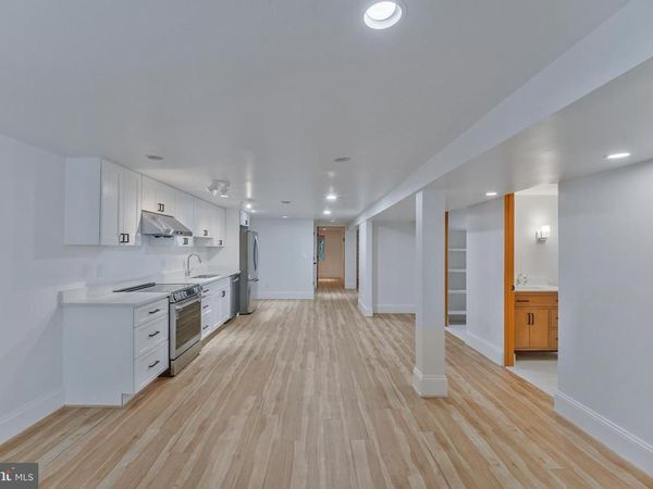 4912-A OLD DOMINION DRIVE, ARLINGTON, VA 22207