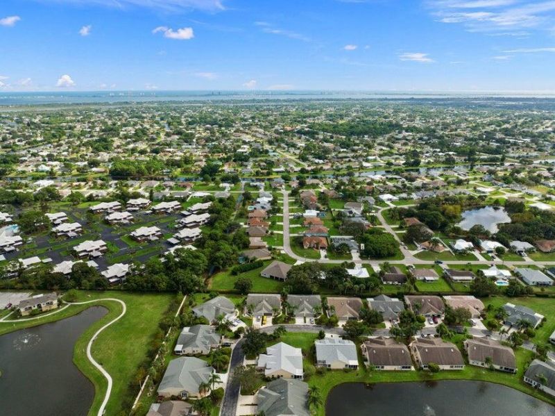 4265 SE Brittney Circle, Port Saint Lucie, FL 34952 Photo