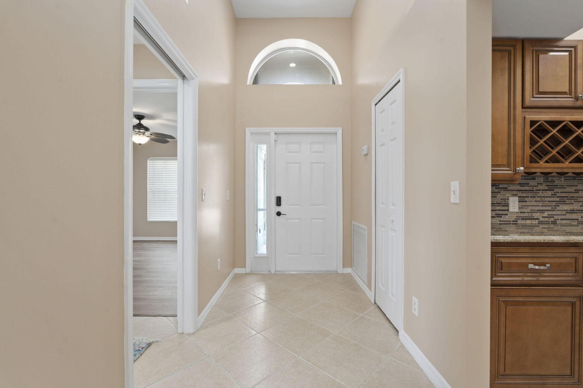 4265 SE Brittney Circle, Port Saint Lucie, FL 34952 Photo
