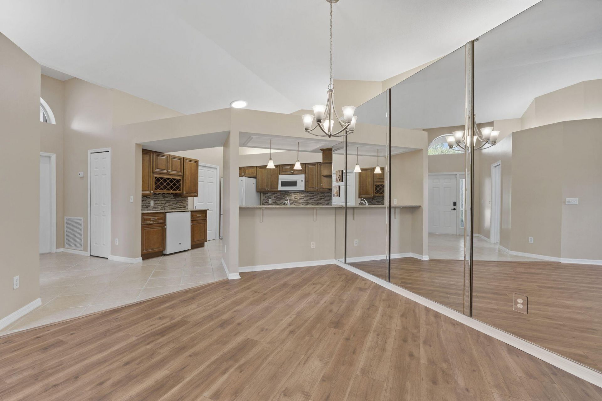 4265 SE Brittney Circle, Port Saint Lucie, FL 34952 Photo