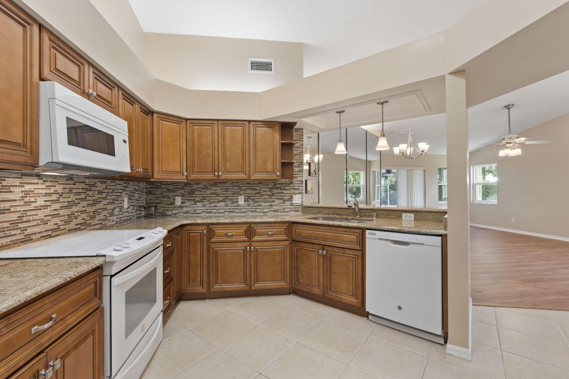 4265 SE Brittney Circle, Port Saint Lucie, FL 34952 Photo