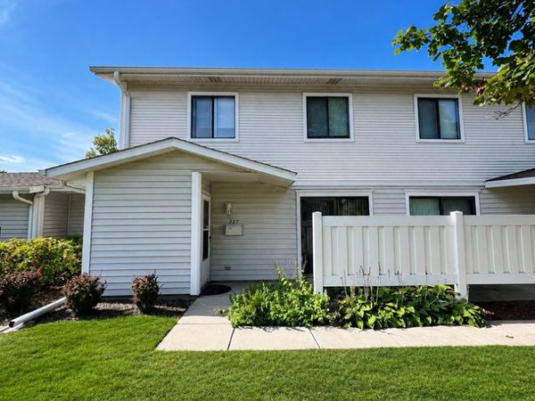 727 Whitesail Drive , Unit 727, Schaumburg, IL 60194