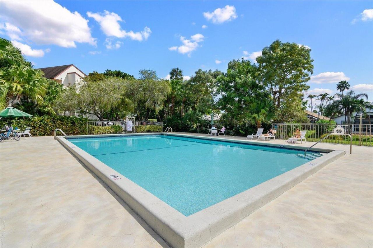 12660 Shoreline Drive, Unit 1A, Wellington, FL 33414 Photo