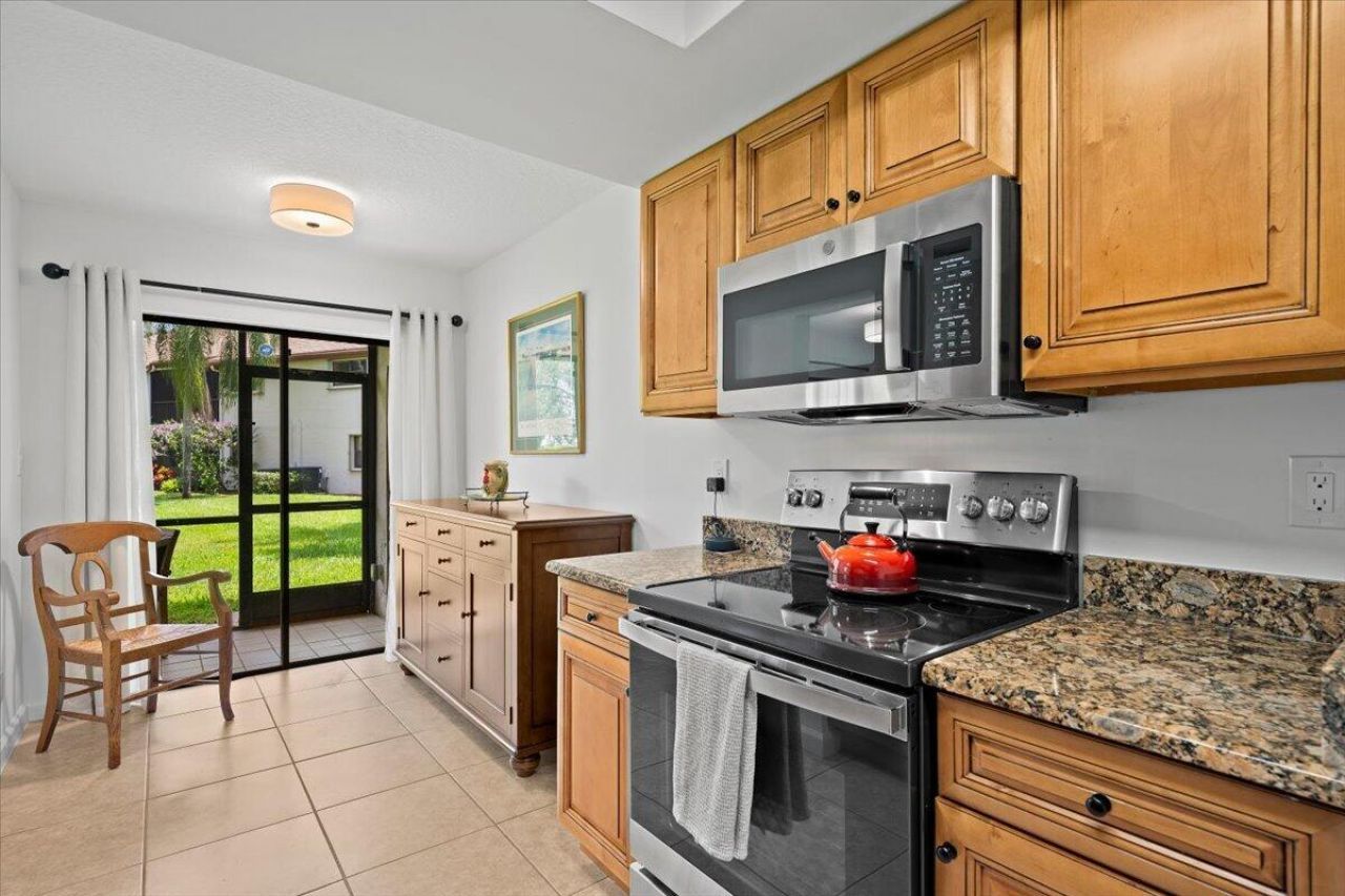12660 Shoreline Drive, Unit 1A, Wellington, FL 33414 Photo