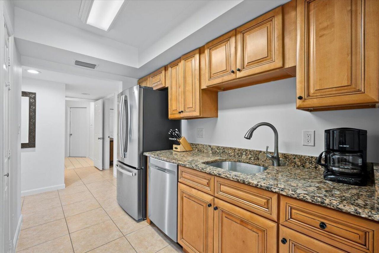 12660 Shoreline Drive, Unit 1A, Wellington, FL 33414 Photo