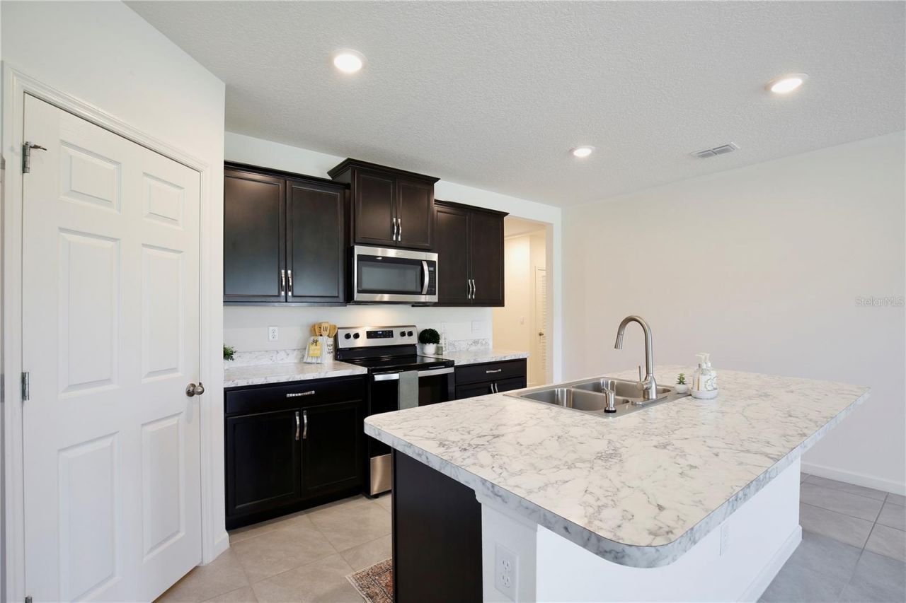 3020 Burrowing Owl Drive, Mims, FL 32754 Photo