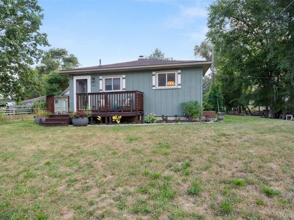 9303 Beechcrest Street, White Lake Township, Mi 48386