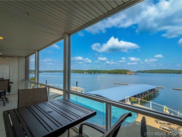 100 Trinity Pointe Drive, Unit 2J, Camdenton, MO 65020