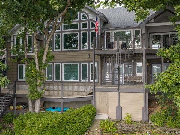 33 Anemone Court, Four Seasons, MO 65049