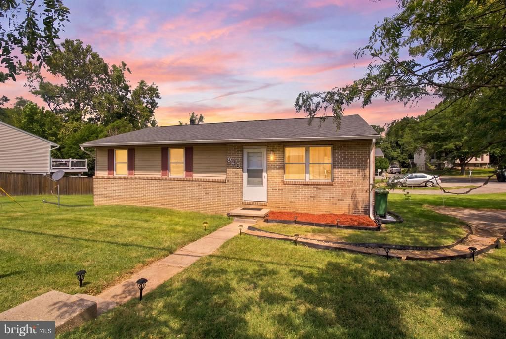 940 HAMMONDS LANE, BROOKLYN, MD 21225