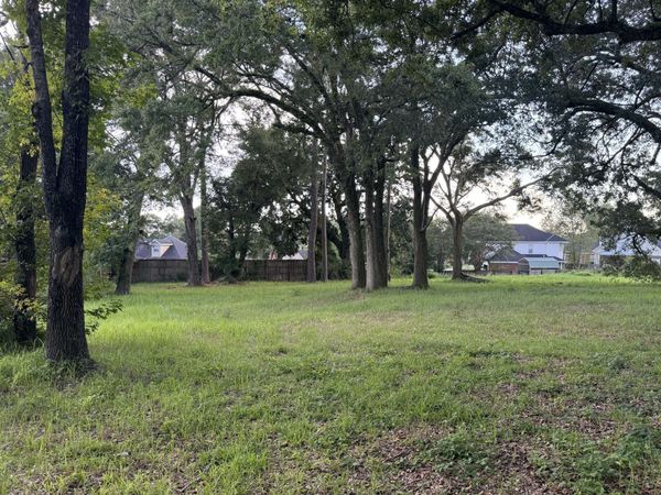 7241 Grelot Rd, Mobile, AL 36695