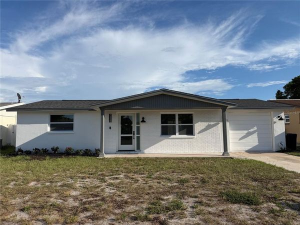 7220 FOX HOLLOW DRIVE , PORT RICHEY, FL 34668