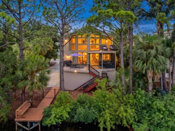 777 CLAUDIA LANE , PALM HARBOR, FL 34683