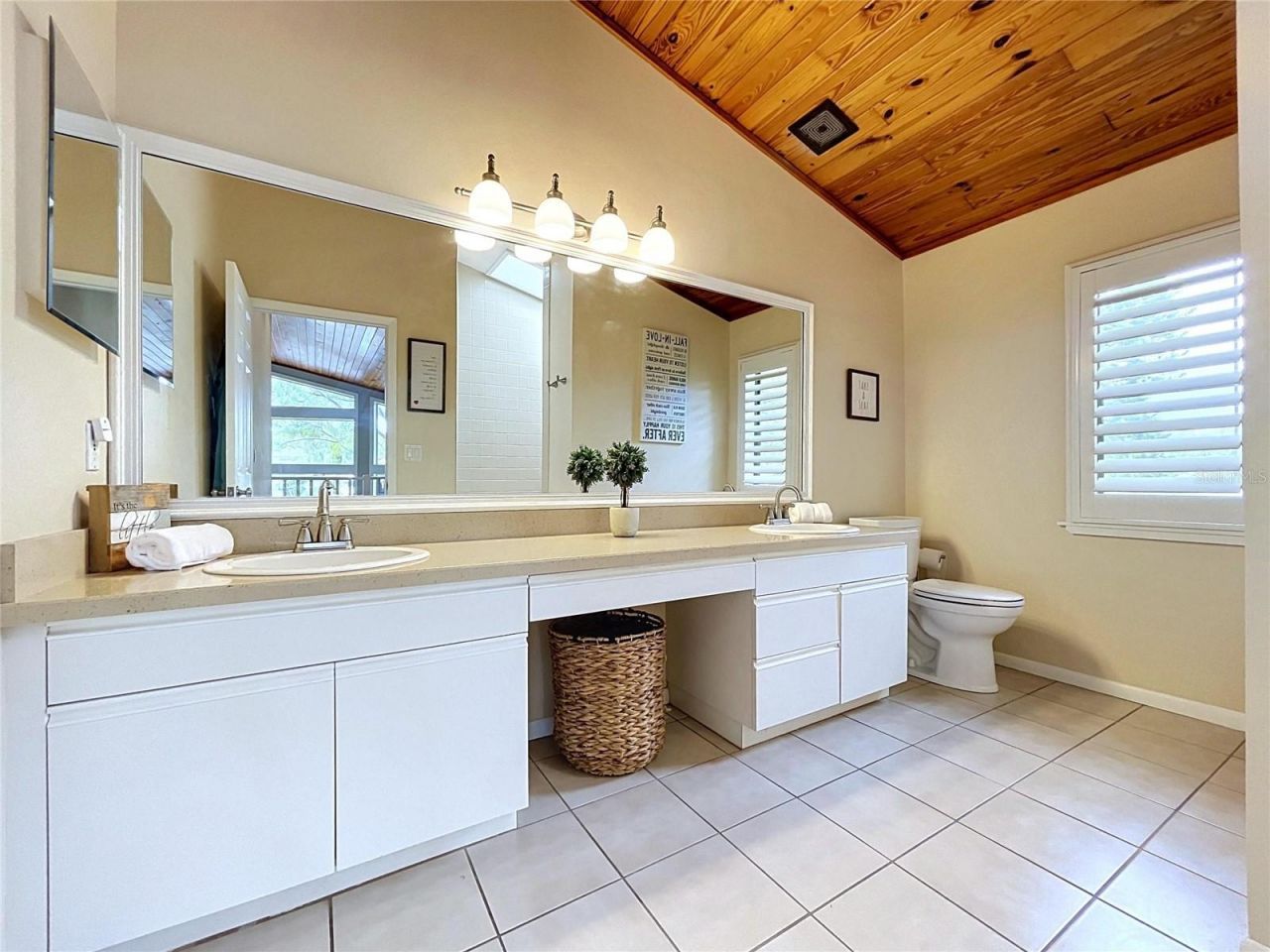 777 Claudia Lane , Palm Harbor, FL 34683 Photo