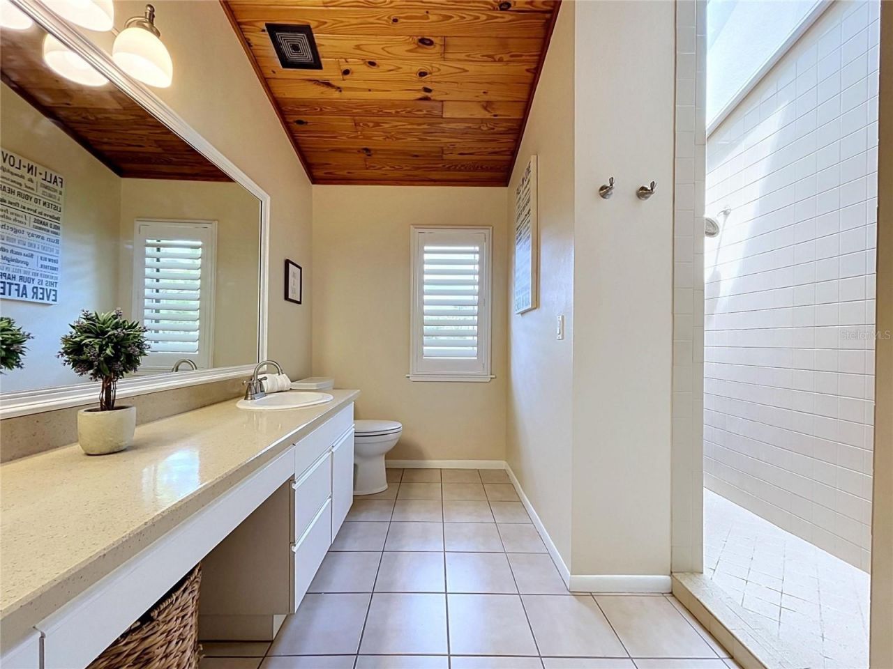 777 Claudia Lane , Palm Harbor, FL 34683 Photo