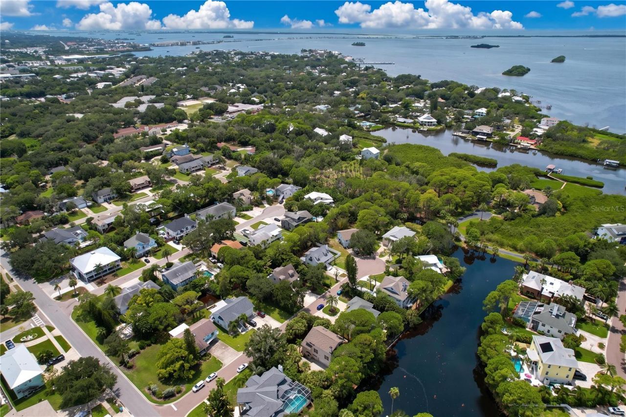 777 Claudia Lane , Palm Harbor, FL 34683 Photo