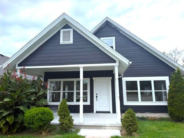 106 Washington Street , Lowell, AR 72745