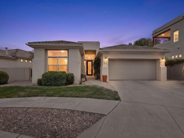 6135 Purple Aster Lane NE, Albuquerque, NM 87111