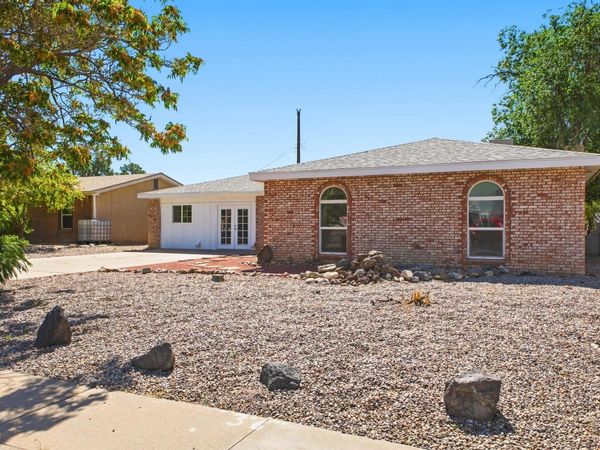 7312 Arvada Avenue NE, Albuquerque, NM 87110