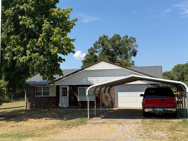 230 N Pecan , Stratford, OK 74872