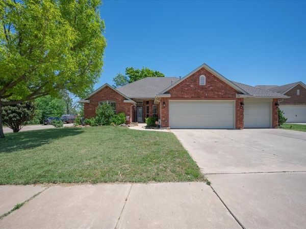 3424 Valley Hollow , Norman, OK 73071