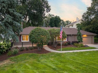 11714 Cryer Avenue, Omaha, NE 68144