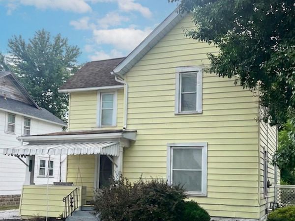 194 Taylor Street, Fredericktown, OH 43019