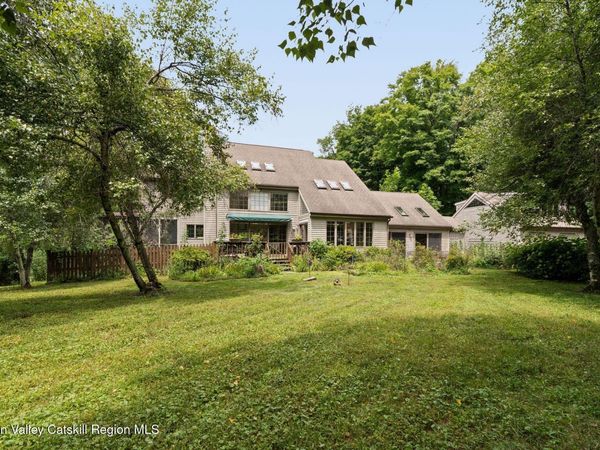 20 Hawksview Road, Accord, NY 12404