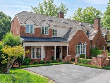 553 DRYDEN PL , Charlottesville, VA 22903