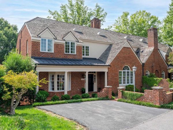 553 DRYDEN PL , Charlottesville, VA 22903