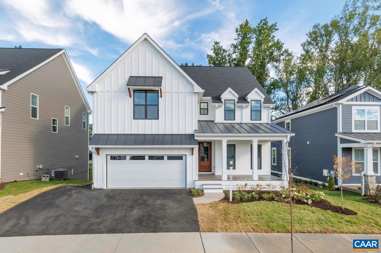 12 Crewe St , Crozet, VA 22932 Main Photo