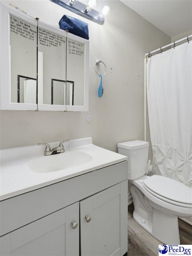 607 Smith Street Photo 14
