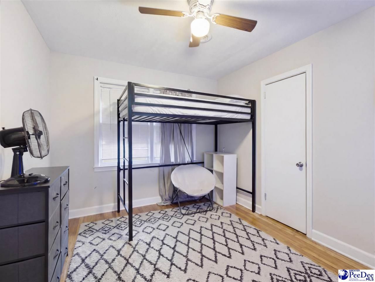607 Smith Street Photo 20