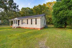 607 Smith Street photo 4