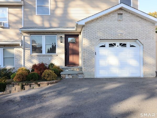 32-34 May, Unit 34, Naugatuck, CT 06770
