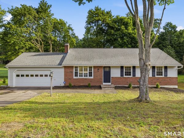 1124 Pamela , Cheshire, CT 06410