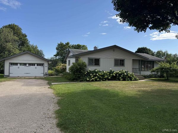 3641 Onota Street, Chatham, MI 49816