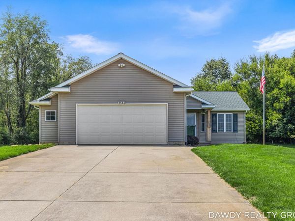 4563 Redbud Court, Middleville, MI 49333