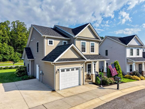 320 Bernies WAY, Elliston, VA 24087