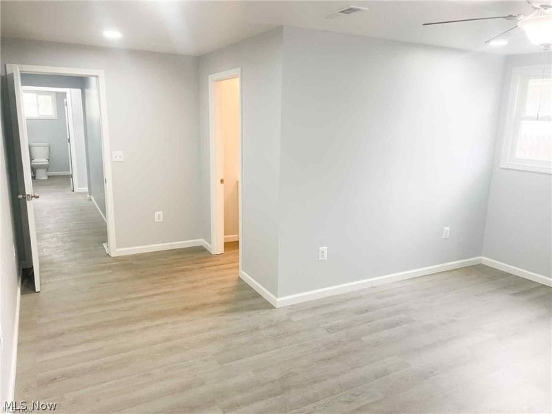 1738 W 21st Street, Lorain, OH 44052 Photo 17